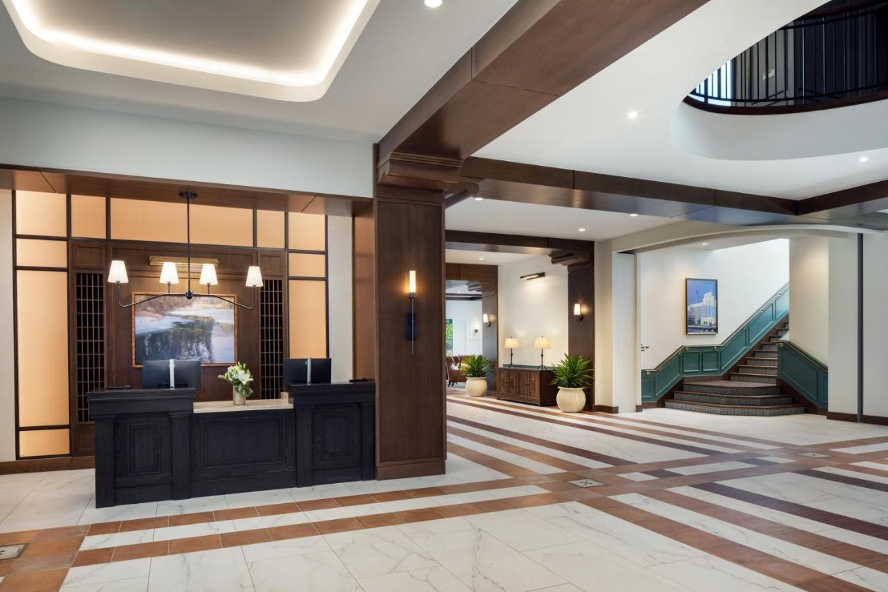 The Benson Hotel & Faculty Club オーロラ エクステリア 写真